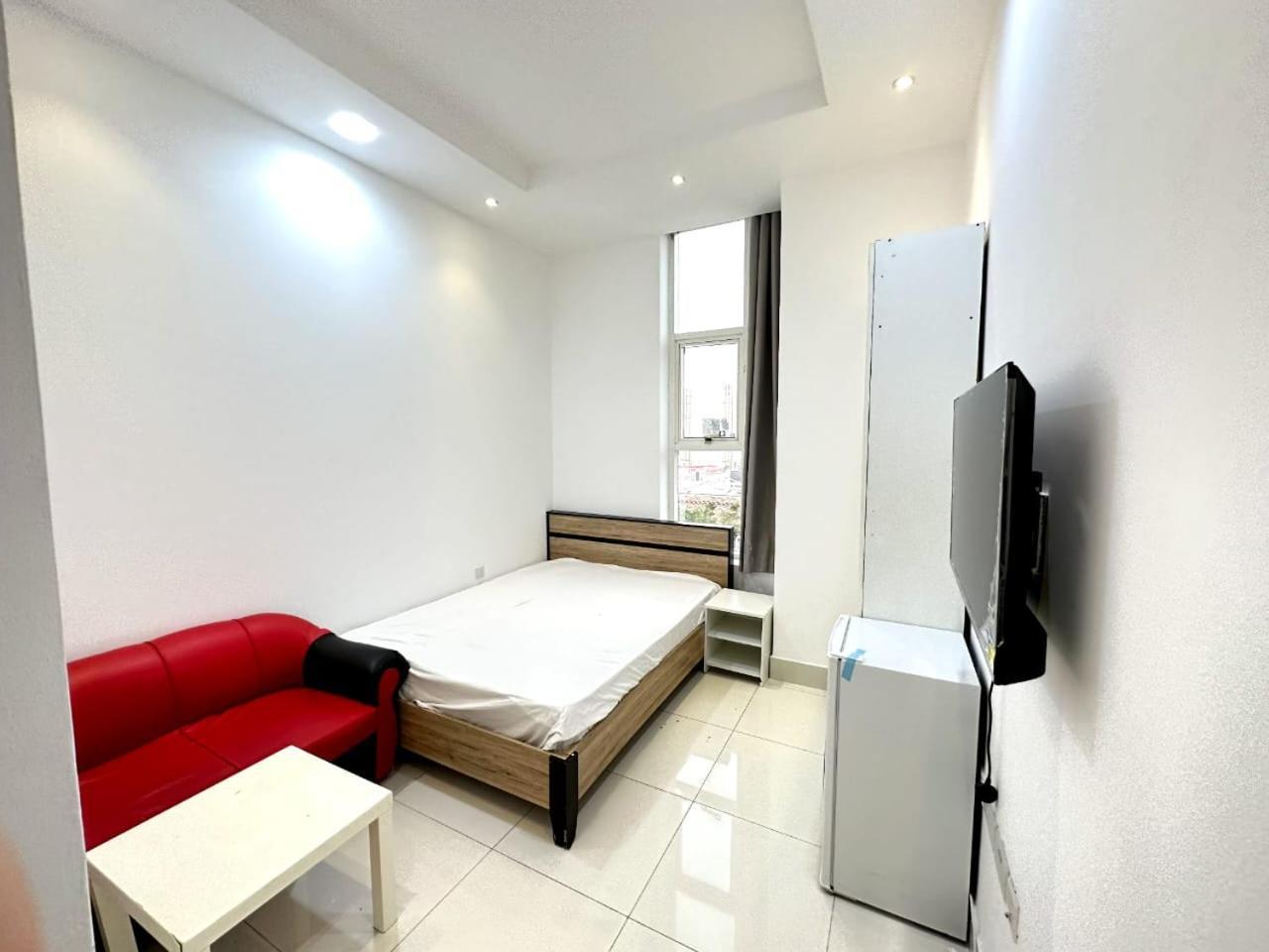 Economical For Rent In Guest house