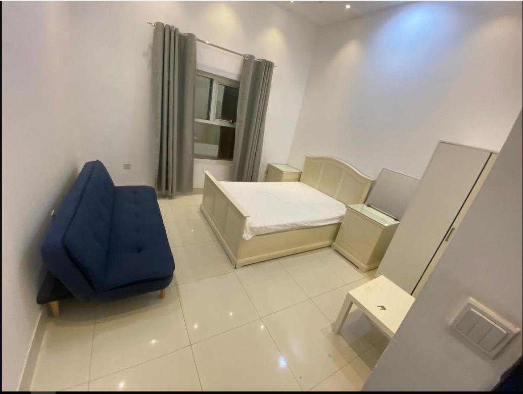 Economical For Rent In Guest house
